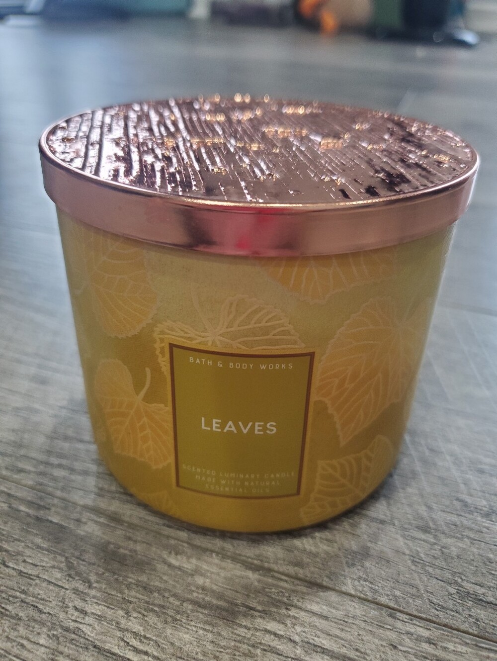 Bath And Body Works Leaves 3 Wick Candle